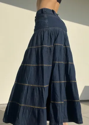 90's Flowy Denim Maxi Skirt (M)