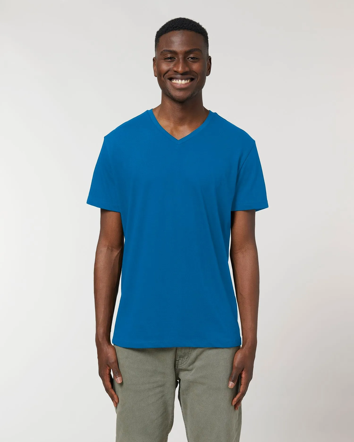 Men's Organic V-Neck T-shirt - 155 g/m² | Presenter STTM562