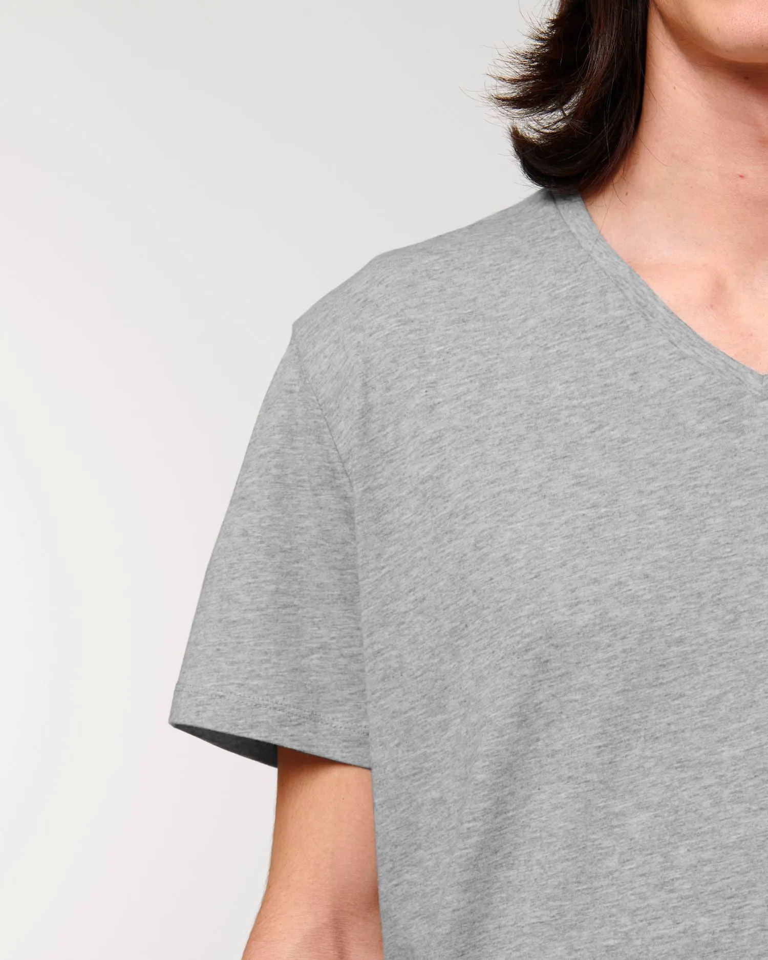 Men's Organic V-Neck T-shirt - 155 g/m² | Presenter STTM562